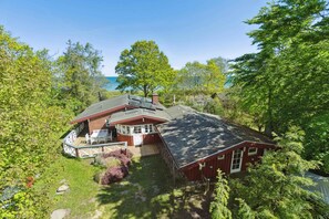 Exterior - Togetherness coziness magical Great Belt view (Tranekær)