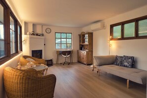 Fireplace, stereo, computer monitors