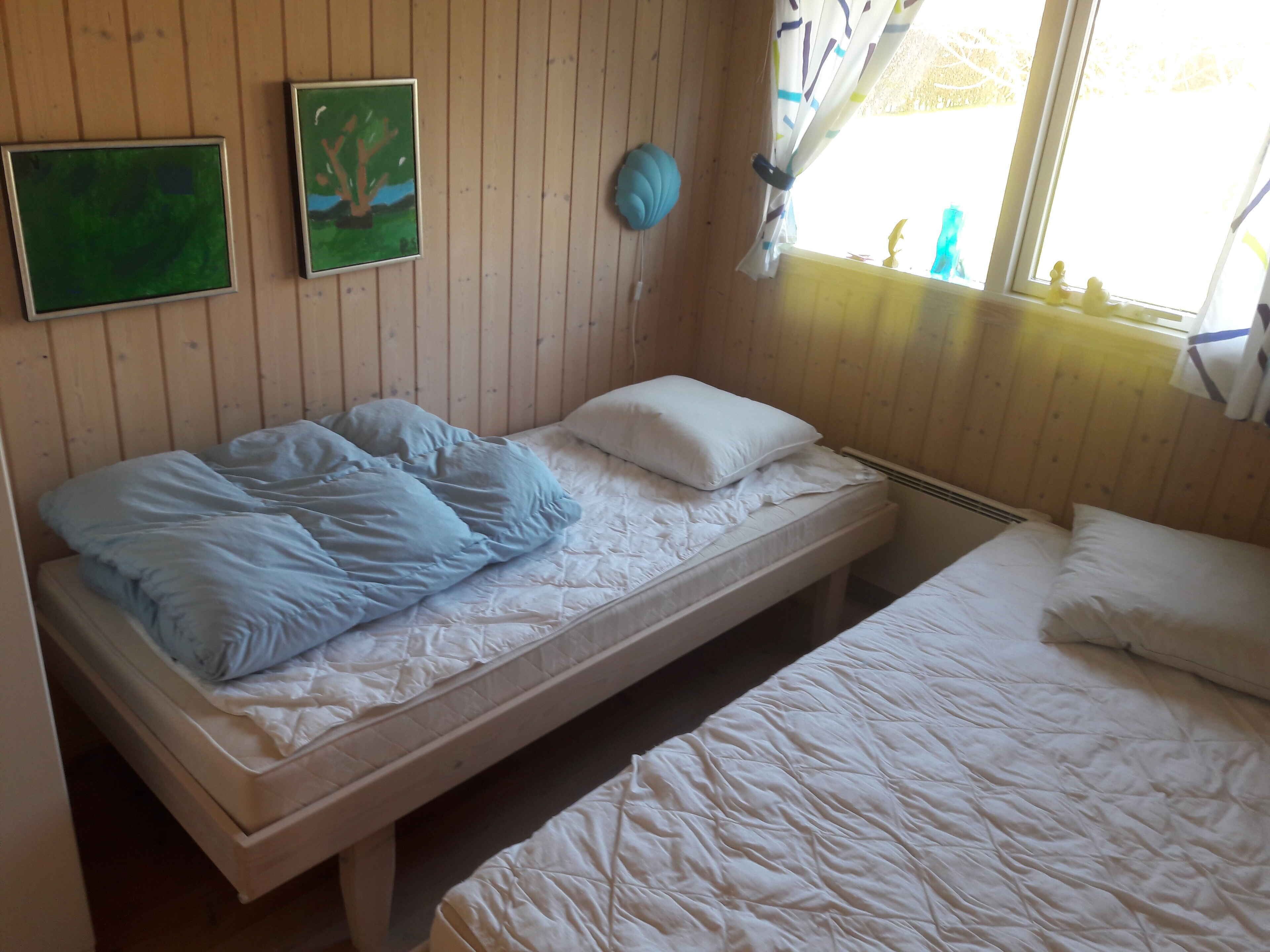 3 makuuhuonetta, silitysrauta/-lauta, ilmainen Wi-Fi