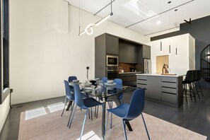 Apartment, Multiple Beds, Kitchen (249 Linden Street) | Dining