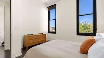 Apartment, Multiple Beds, Kitchen (249 Linden Street)