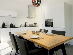 House | Private kitchen - Modern Holiday Home With a Deco Fireplace (Enkhuizen)