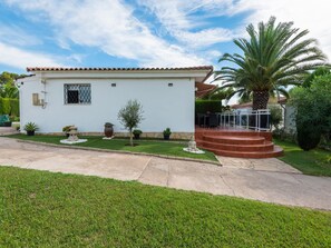 House | Exterior - Belvilla by OYO Bungalow Park Colibro (Cambrils)