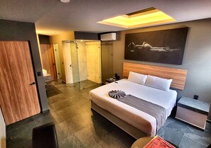 Room - 4Play Motel (El Marques)