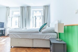 1 bedroom, desk, WiFi, bed sheets