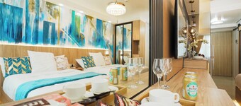 Cozy building with AC and WiFi in welcoming Pasay