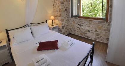 Studio Apartment "Adamantia Newly Built Small Apartment A1"