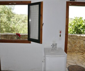 Interior - Studio Apartment "Adamantia Newly Built Small Apartment A1" (Gaios)