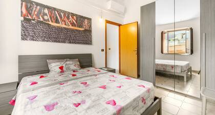 Arbus Aventino Centrale Holiday Home with Private Terrace and Air Conditioning
