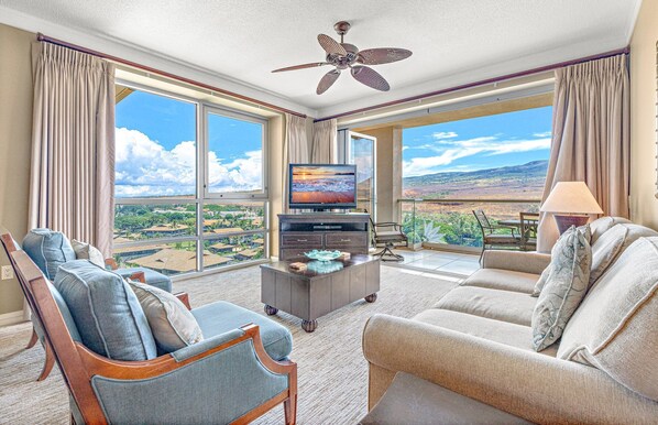 Fernseher, DVD-Player, Stereoanlage