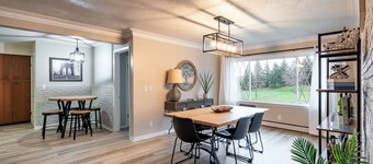 Cozy cottage with Lake Erie access