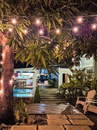 148 Guesthouse and Resort