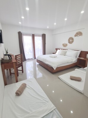 Iron/ironing board, free WiFi, bed sheets - 148 Guesthouse and Resort (Alaminos)