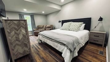 4 Schlafzimmer, Schreibtisch, BĂŒgeleisen/BĂŒgelbrett, Reisekinderbett