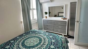 1 bedroom, iron/ironing board, travel crib, WiFi