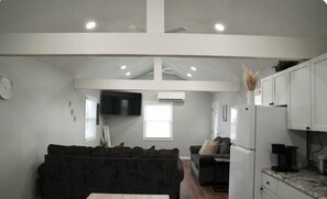 Smart TV - Charming one-bedroom house with a king size with AC and WiFi in enjoyable Wabash (Wabash)
