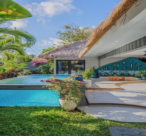 Piscina externa