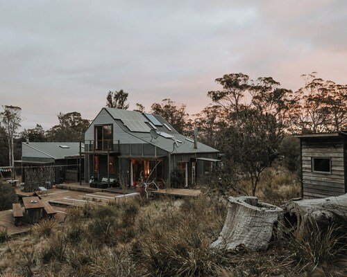 Cherry Tree Hill - The Gateway to Freycinet