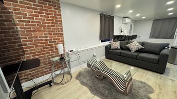 Smart TV, books, computer monitors