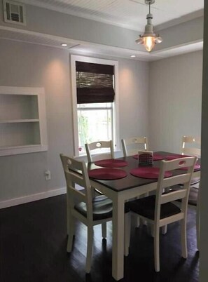 Dining - Fort Myers 3 BR Bungalow (Fort Myers)