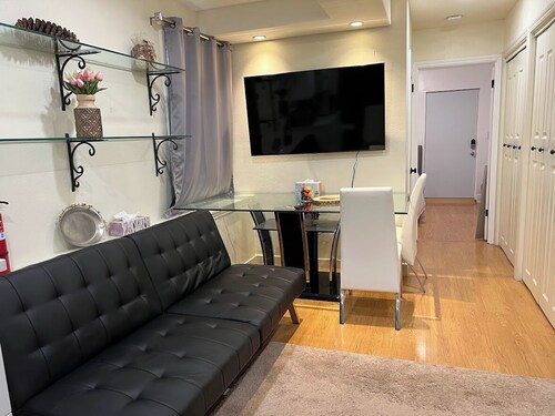 Newly Remodeled Sparkling Clean 1BR near SF/SFO+EV