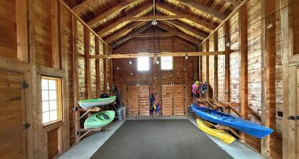 Lakeside Cabin Retreat Relax at Private Lake House!