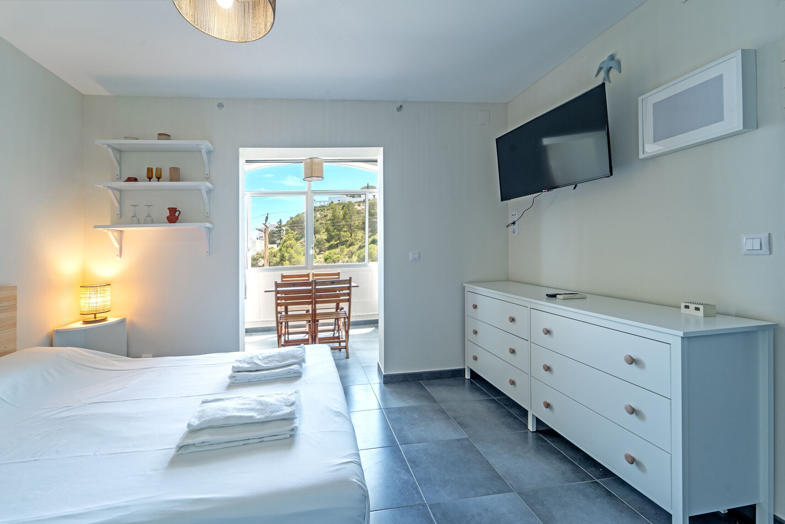 Wi-Fi gratuit, draps fournis