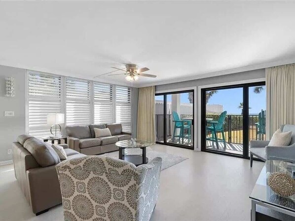 Smart TV, offices - Emerald Towers 0101 (Destin)