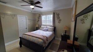 1 chambre, fer et planche Ă repasser, Wi-Fi, draps fournis
