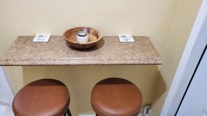 Interior - ✨🌟Cozy and Centrally Located Guest Suite in Miramar 🌟✨ (Miramar)