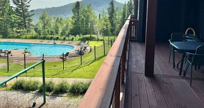 Condo at Lutsen Mtn Ski in Ski out Gorgeous views of Moose Mtn
