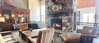 Ski-In/Ski-Out Condo | Hot Tub + Mountain Views