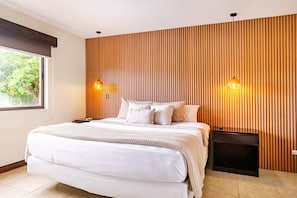 2 bedrooms, iron/ironing board, WiFi (free), bed sheets