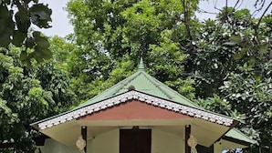 施設の正面