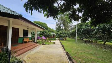 Family Shared Dormitory, River View | Terrace/patio