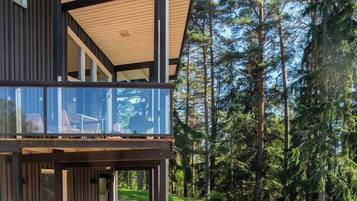 تناول الطعام بالخارج