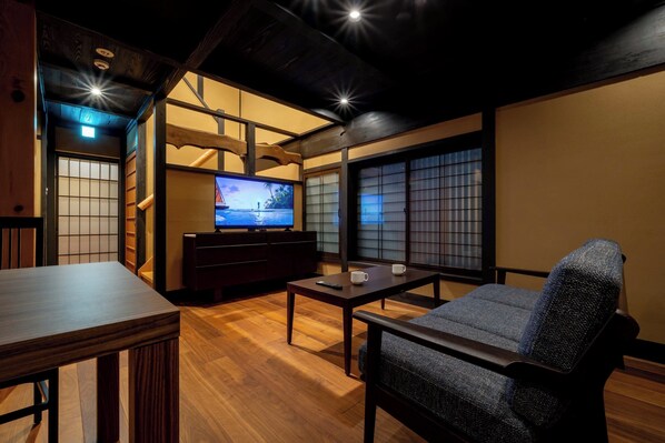 Deluxe Suite, Garden View