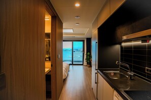 Standard Room, 1 Queen Bed, Balcony, Sea View (Self Check-in) | Down duvets, free WiFi, bed sheets - More Than Sokcho Lighthouse Branch (Sokcho)