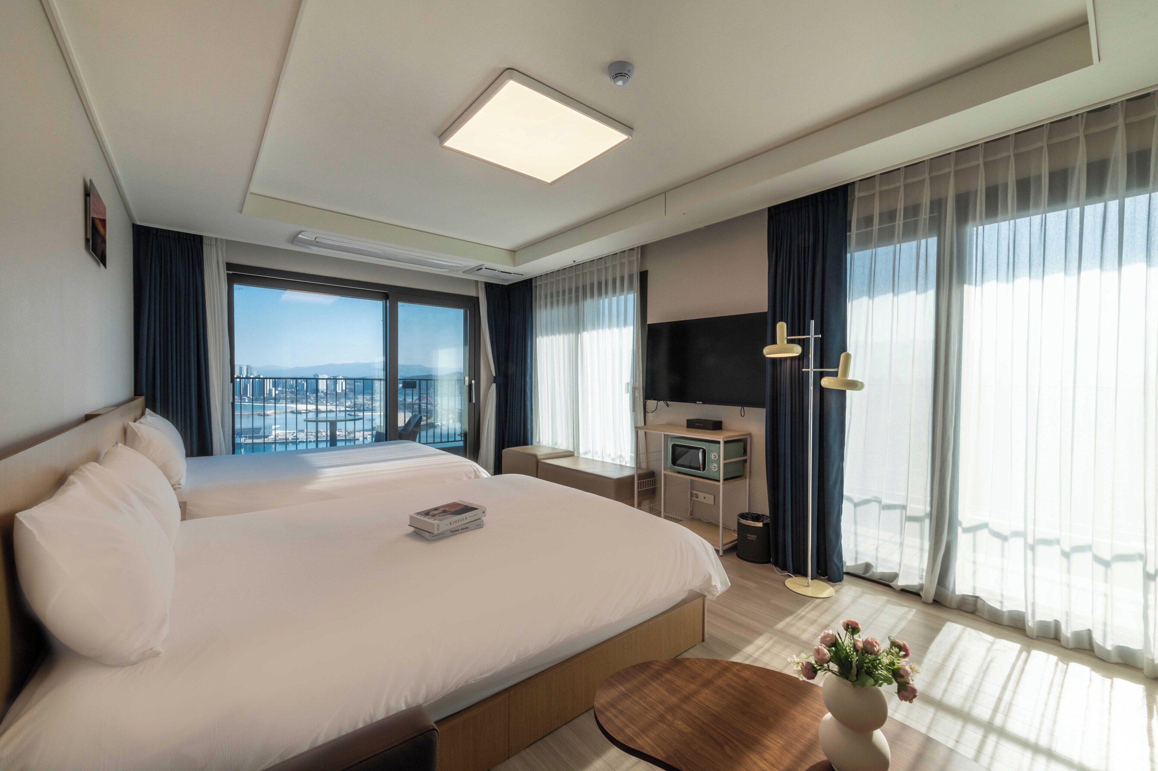 Habitació | Cobrellits, wifi gratuïta i roba de llit 