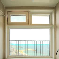 Camera, 1 camera da letto, balcone, vista oceano (Self Check-in) | Bagno | Asciugacapelli, pantofole, asciugamani, shampoo