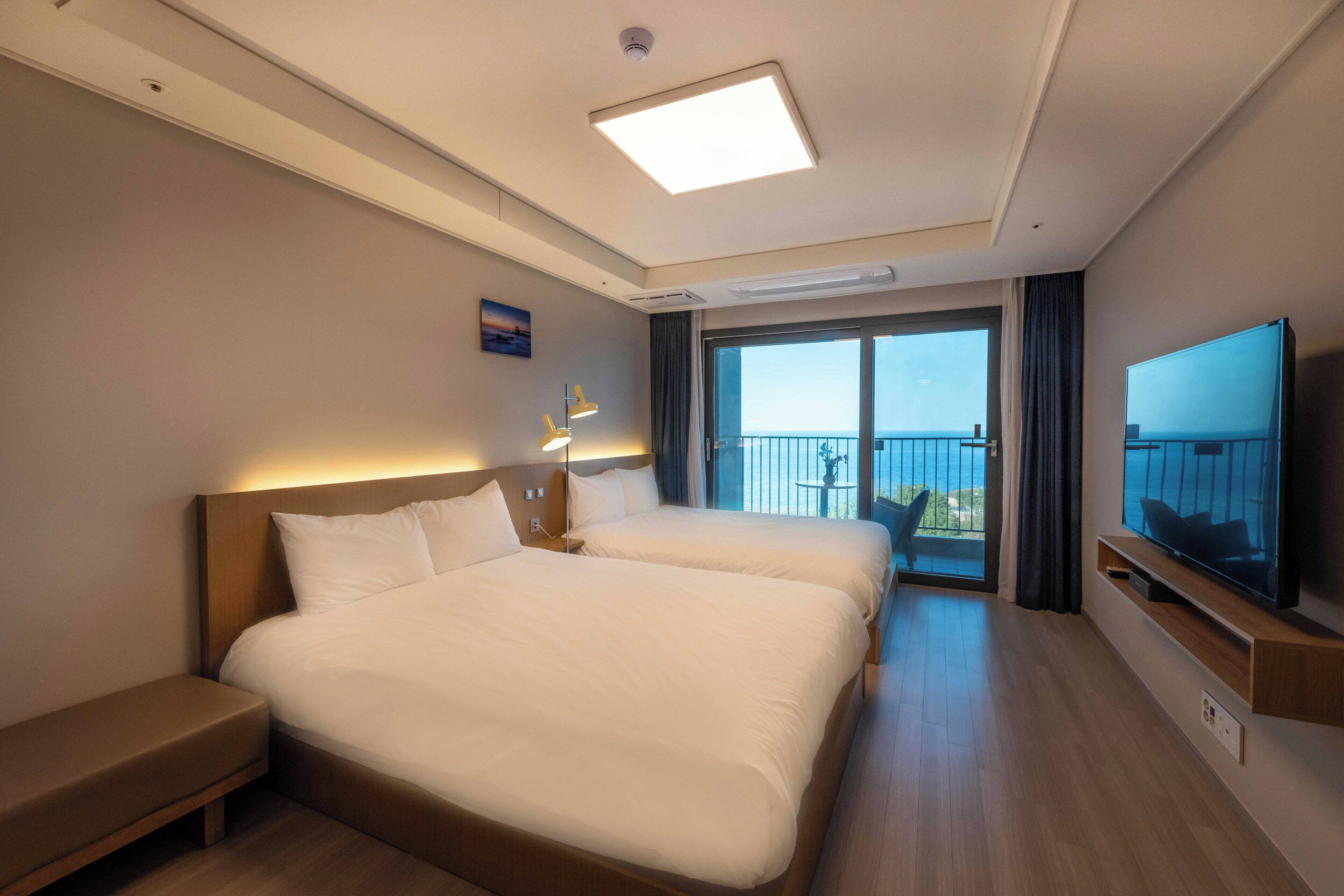 Habitació | Cobrellits, wifi gratuïta i roba de llit 