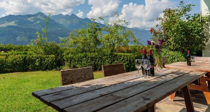 Centrally located fantastic group apartment