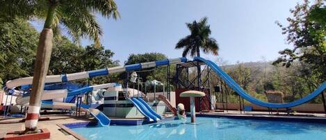 Alberca al aire libre