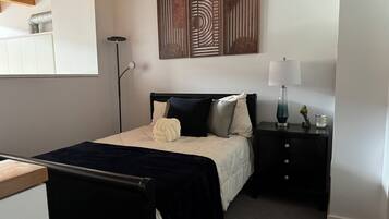 2 chambres, fer et planche à repasser, Wi-Fi, draps fournis