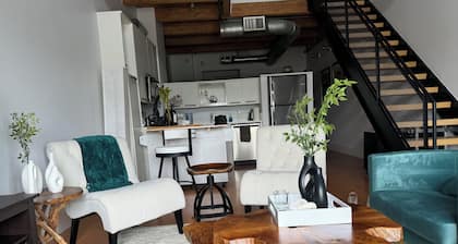 2-bedroom condo at the heart of Santana row, next to valley fair and more