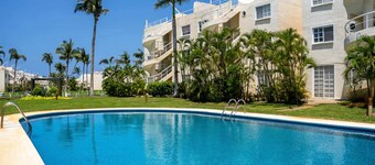 New Acapulco Retreat, Garden, Pool & Gym