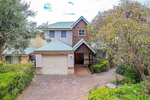 Front of property - Bird's Nest (Dunsborough)