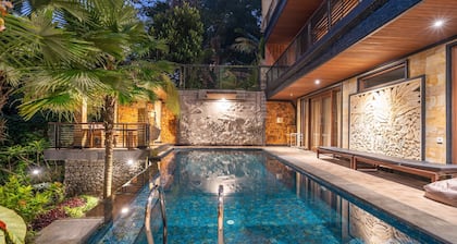 Maru Fortuna Villa by Moria