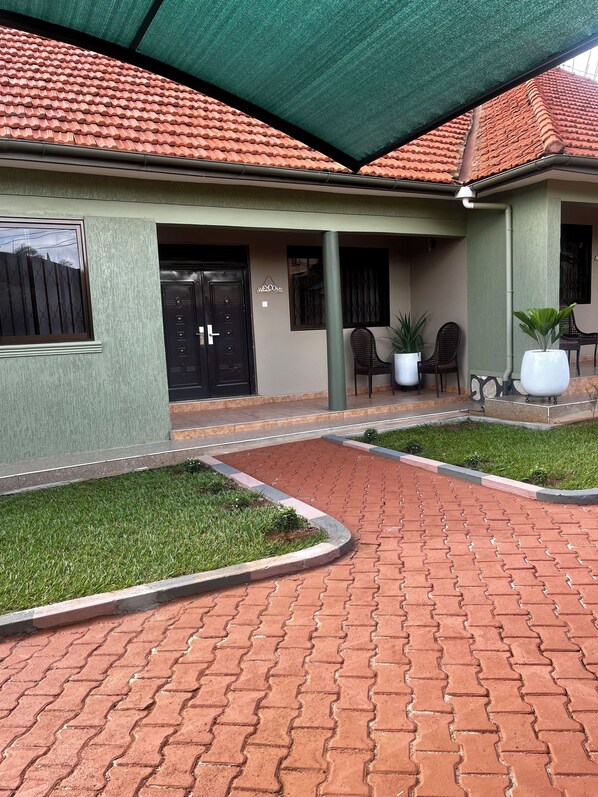 Fachada del alojamiento