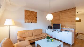 TV, DVD player, stereo